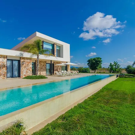 Es Salinar Villa *